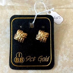 Beautiful 9Kt Gold Basketweave Pierced Earrings